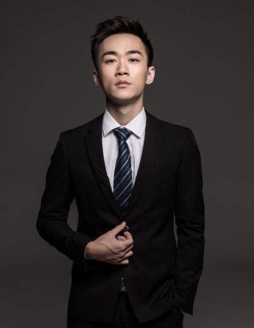 最新探长爆料冷宴华是谁,冷宴华身份大起底，探长爆料揭示神秘面纱